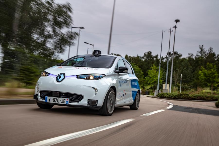  Renault Zoe Robot Taxi Experimentation Vehicle 2018 года  (фото 2 из 28)